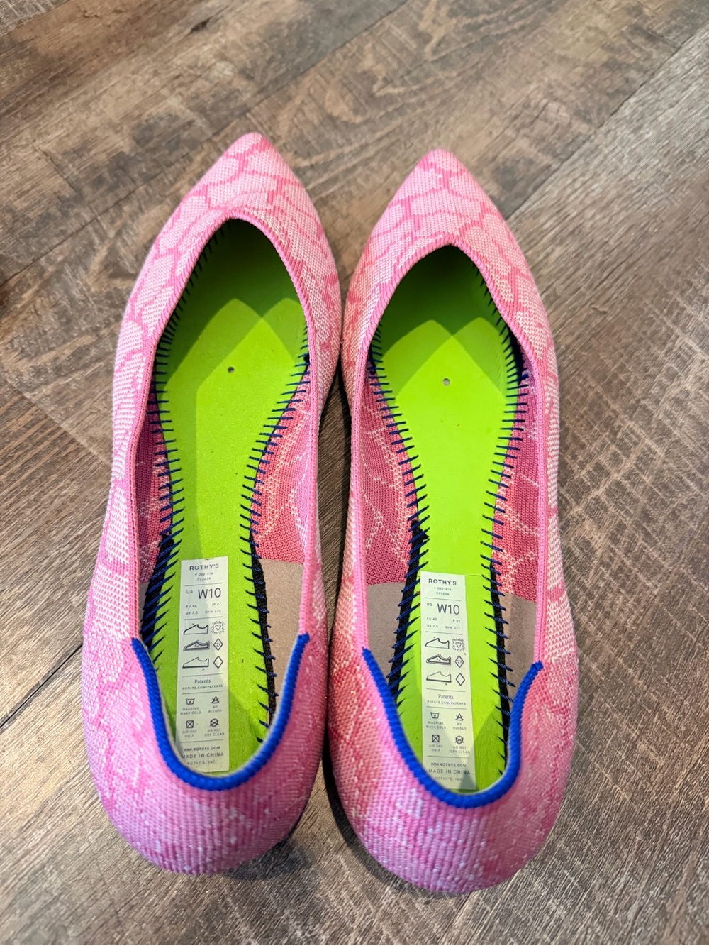 Rothy’s The Point Flats Women’s Size 10 Pink Patterned Knit Washable Pointed Toe - Picture 3 of 9